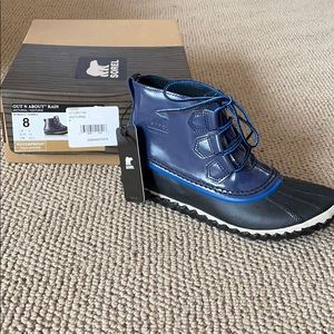 BNIB Sorel Out n About Rain Boot